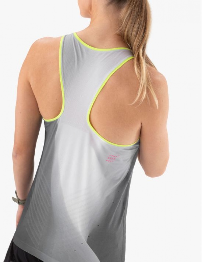 Compressport Performance Singlet W Tanktop Dames Zwart Wit | CUSXND085